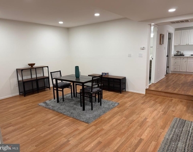 7824 Whiterim Terrace - Photo Thumbnail 5