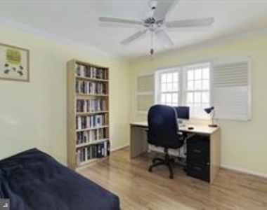 5042 Bradley Boulevard - Photo Thumbnail 15