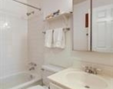 5042 Bradley Boulevard - Photo Thumbnail 11