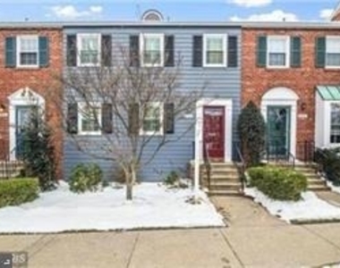 5042 Bradley Boulevard - Photo Thumbnail 21