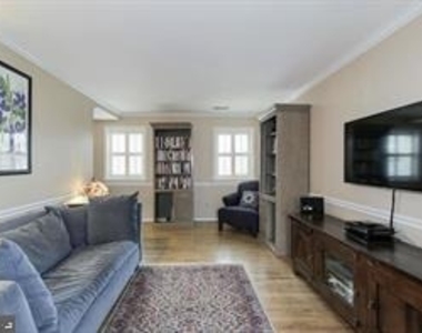 5042 Bradley Boulevard - Photo Thumbnail 3