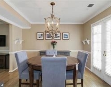5042 Bradley Boulevard - Photo Thumbnail 6