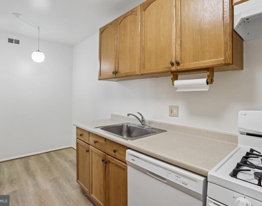 11925 Parklawn Drive - Photo Thumbnail 25