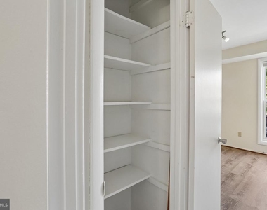 11925 Parklawn Drive - Photo Thumbnail 36