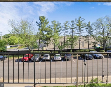 11925 Parklawn Drive - Photo Thumbnail 40