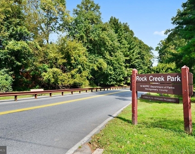 11925 Parklawn Drive - Photo Thumbnail 52