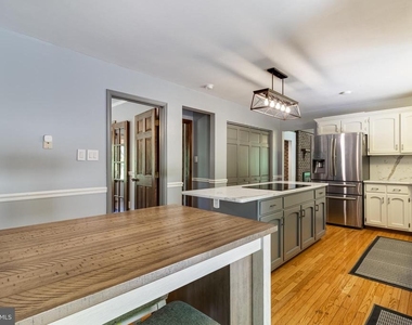 8150 Plowden Drive - Photo Thumbnail 32