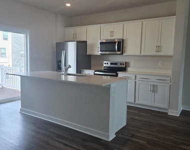 519 Swift Heron Ave - Photo Thumbnail 12