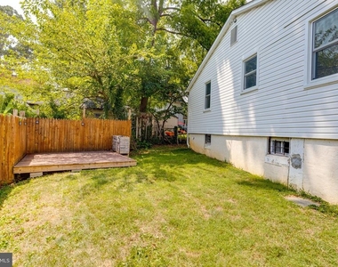905 Regester - Photo Thumbnail 41