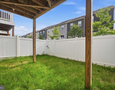 1806 Kellington Court - Photo Thumbnail 27