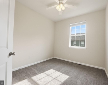 1806 Kellington Court - Photo Thumbnail 21