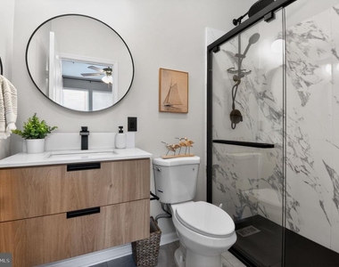 322 Bright Light Court - Photo Thumbnail 5