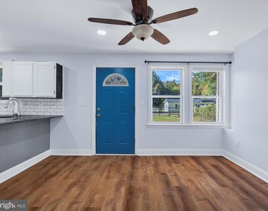 7707 Warsaw Avenue - Photo Thumbnail 6
