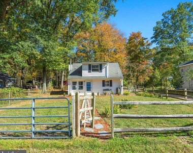 7707 Warsaw Avenue - Photo Thumbnail 1