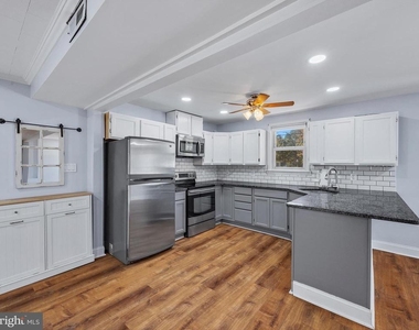 7707 Warsaw Avenue - Photo Thumbnail 8