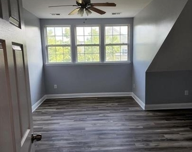 832 Estuary Drive - Photo Thumbnail 12