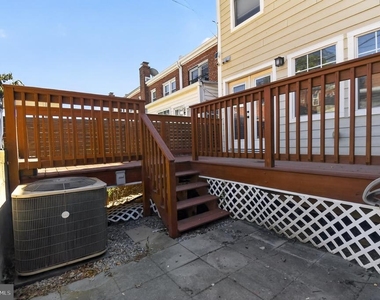 847 20th Street Ne - Photo Thumbnail 22