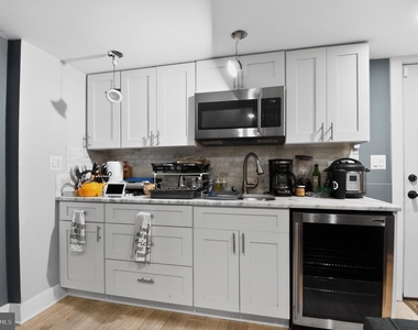 847 20th Street Ne - Photo Thumbnail 3