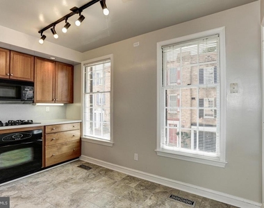 2531 Queen Annes Lane Nw - Photo Thumbnail 12