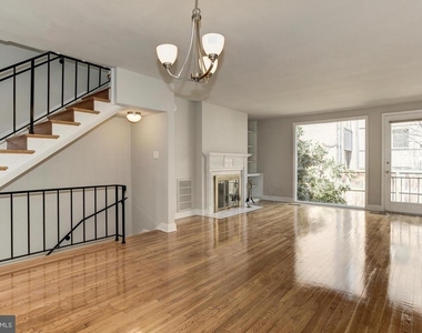 2531 Queen Annes Lane Nw - Photo Thumbnail 5