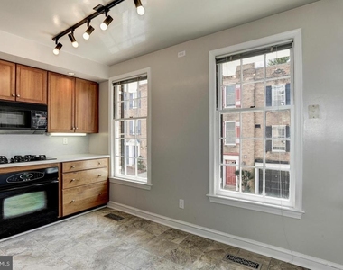2531 Queen Annes Lane Nw - Photo Thumbnail 9