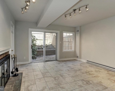 2531 Queen Annes Lane Nw - Photo Thumbnail 22