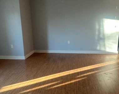 800 4th Street Sw - Photo Thumbnail 5