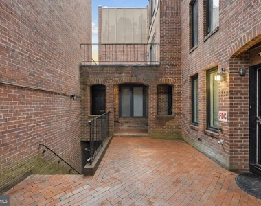 3248 Jones Court Nw - Photo Thumbnail 1