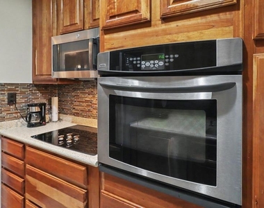 1425 4th Street Sw - Photo Thumbnail 54