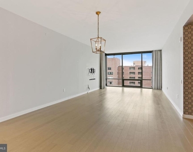 1111 24th Street Nw - Photo Thumbnail 6