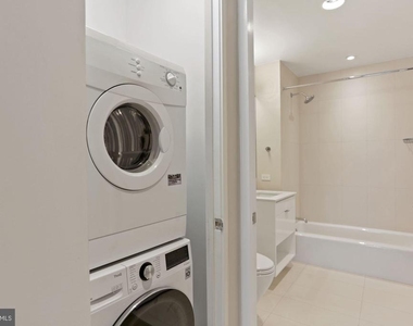 1111 24th Street Nw - Photo Thumbnail 23