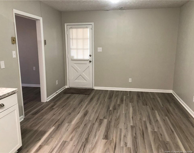6341 Rockford Drive - Photo Thumbnail 7