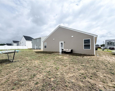 127 Arlington Drive - Photo Thumbnail 16