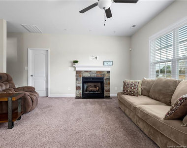 820 Leah Street - Photo Thumbnail 12
