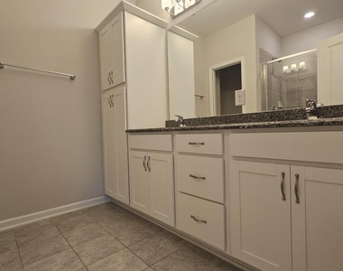 1038 Manorhaven Drive - Photo Thumbnail 26