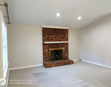 200 Mayodan Drive - Photo Thumbnail 3