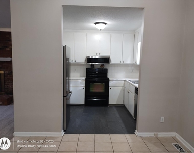 200 Mayodan Drive - Photo Thumbnail 5