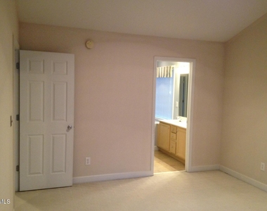 4631 Malone Court - Photo Thumbnail 8