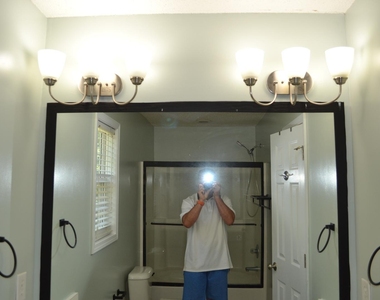 1321 E Stone Arch Drive - Photo Thumbnail 24