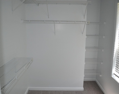 1321 E Stone Arch Drive - Photo Thumbnail 16