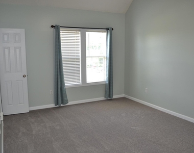 1321 E Stone Arch Drive - Photo Thumbnail 14