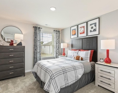 2118 Cherry Creek Road - Photo Thumbnail 10