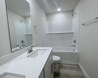 2118 Cherry Creek Road - Photo Thumbnail 42