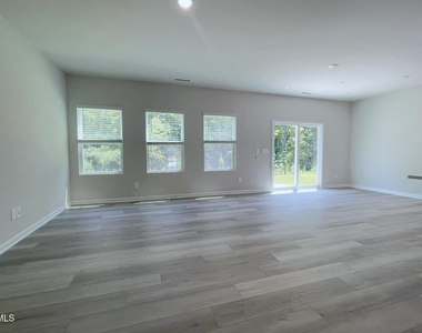 2118 Cherry Creek Road - Photo Thumbnail 25