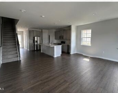 243 Paramount Drive - Photo Thumbnail 1