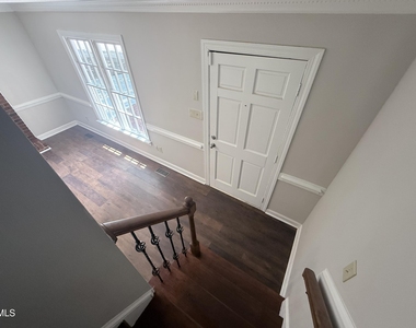 2900 Broadlands Drive - Photo Thumbnail 56