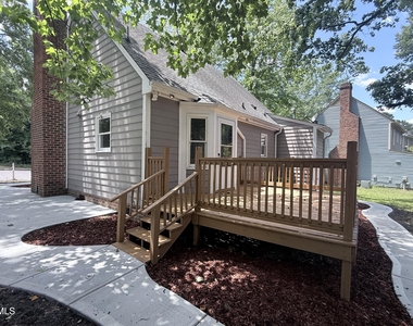 2900 Broadlands Drive - Photo Thumbnail 59