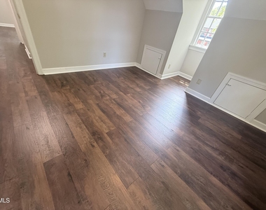2900 Broadlands Drive - Photo Thumbnail 47