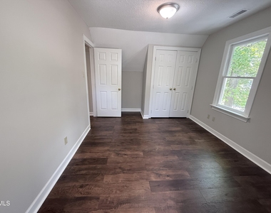 2900 Broadlands Drive - Photo Thumbnail 53