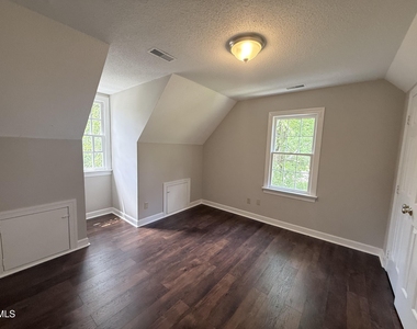 2900 Broadlands Drive - Photo Thumbnail 45